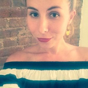 Meet your Posher, Elena